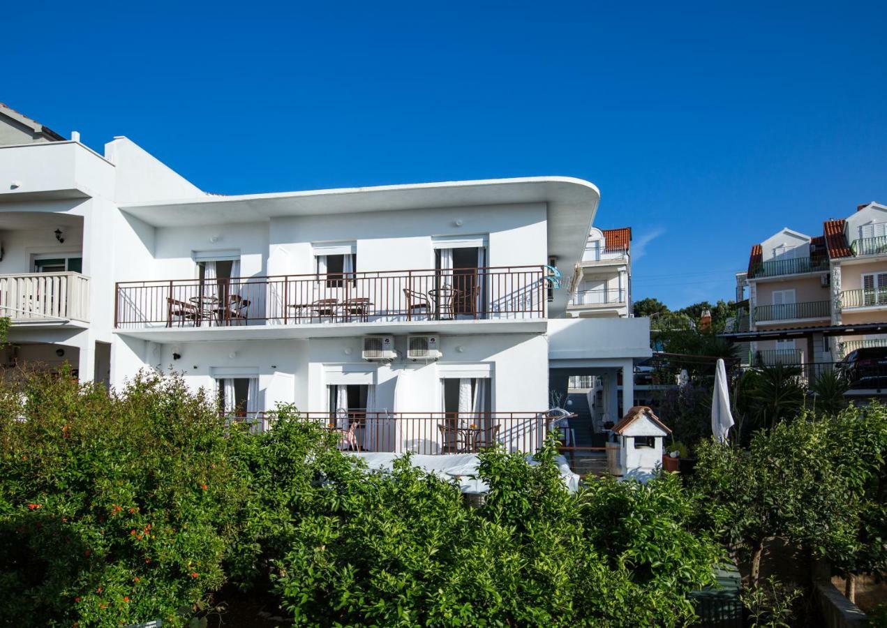 Ana Ii Appartement *